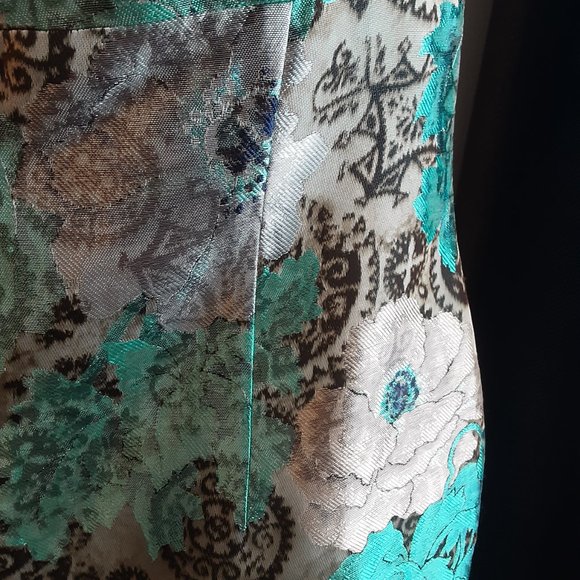 Vintage Style Cocktail Dress by DONCASTER COLLECTION - Picture 15 of 17